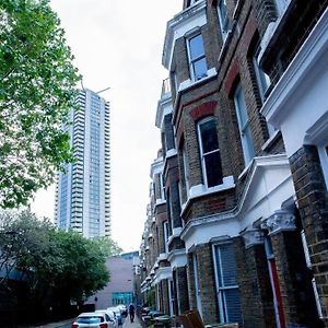 Airy, 3 Bedrooms, Ensuite , Central London Flat